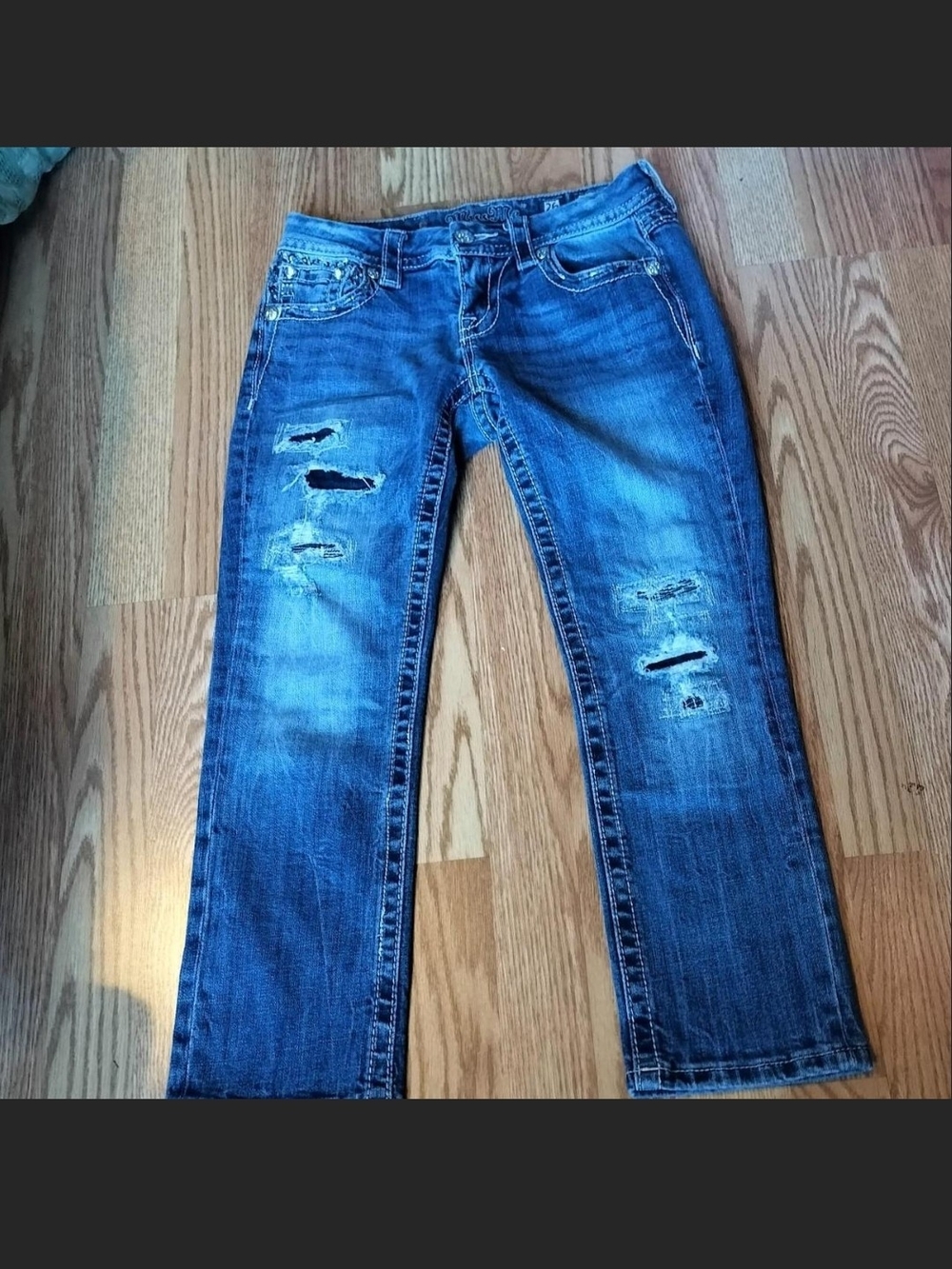 Miss Me Distressed Blue Straight-Leg Capris